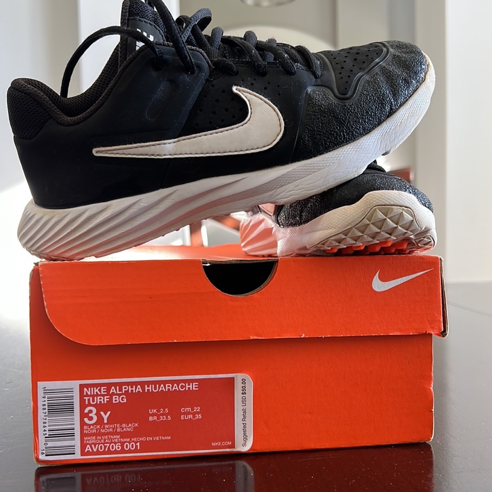 Nike alpha huarache turf BG 3y